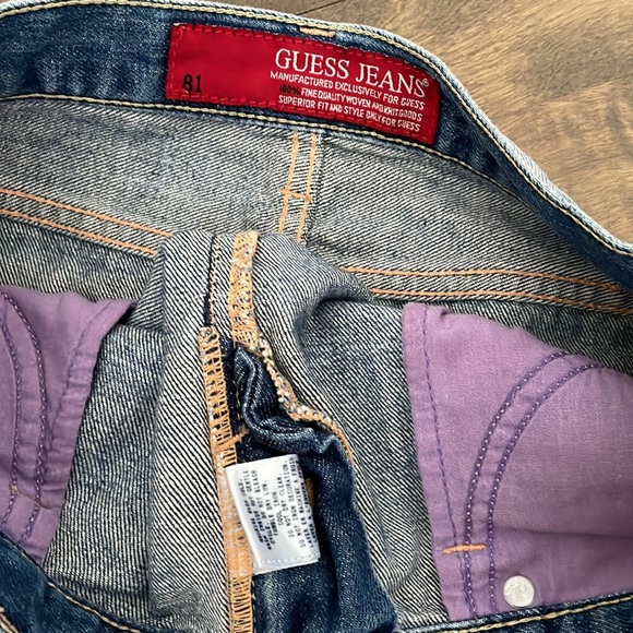 Guess mini jean skirt - Picture 4 of 4